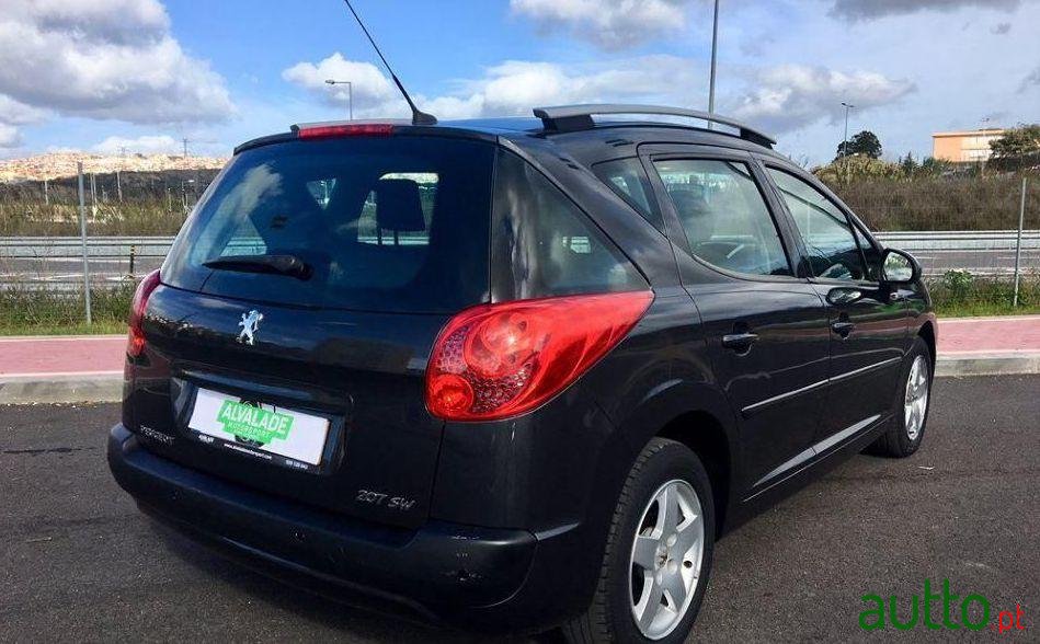 2008' Peugeot 207 Sw photo #1