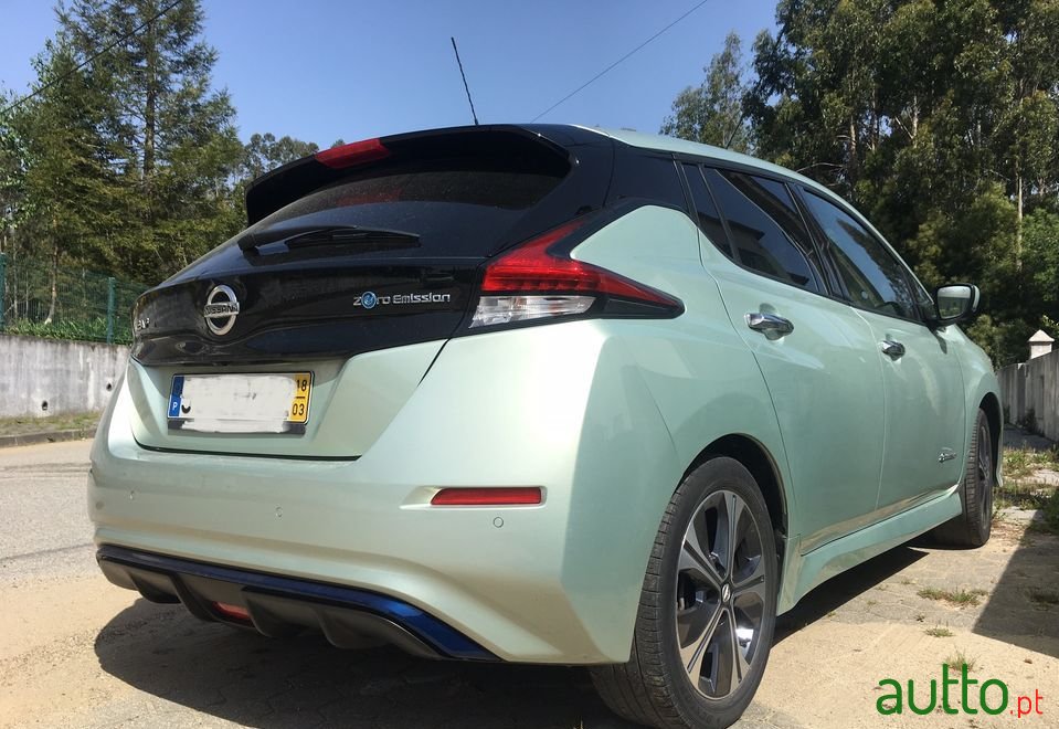 2018' Nissan Leaf photo #5