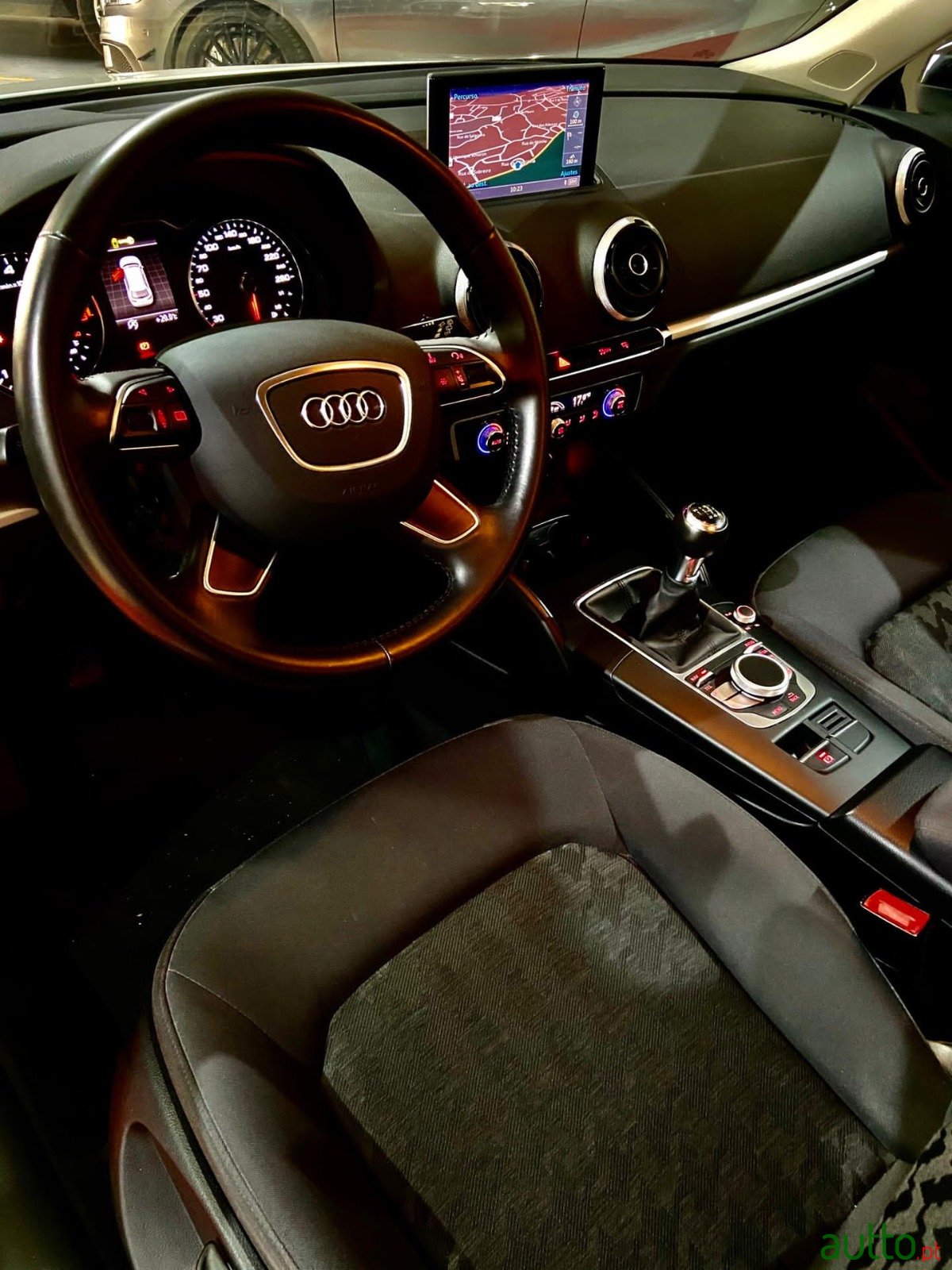 2013' Audi A3 Carro Audi A3 Sportback 1.6 TD photo #2