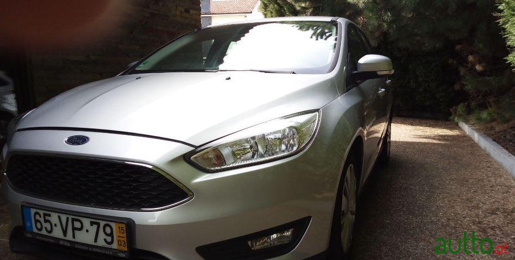 2015' Ford Focus Sw photo #3