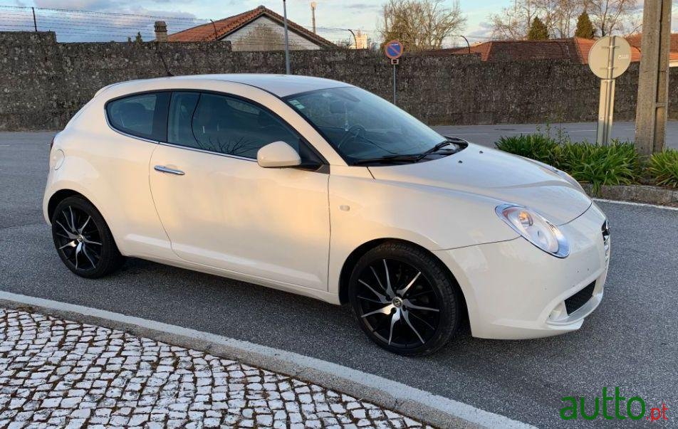 2010' Alfa Romeo MiTo Nancional photo #3