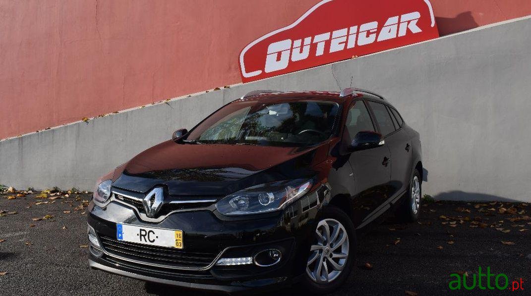 2016' Renault Megane Sport Tourer photo #1