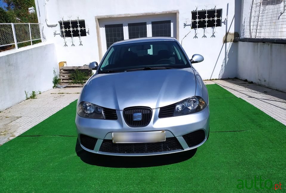 2006' SEAT Ibiza photo #2