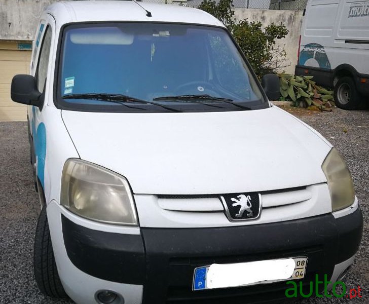 2008' Peugeot Partner photo #1