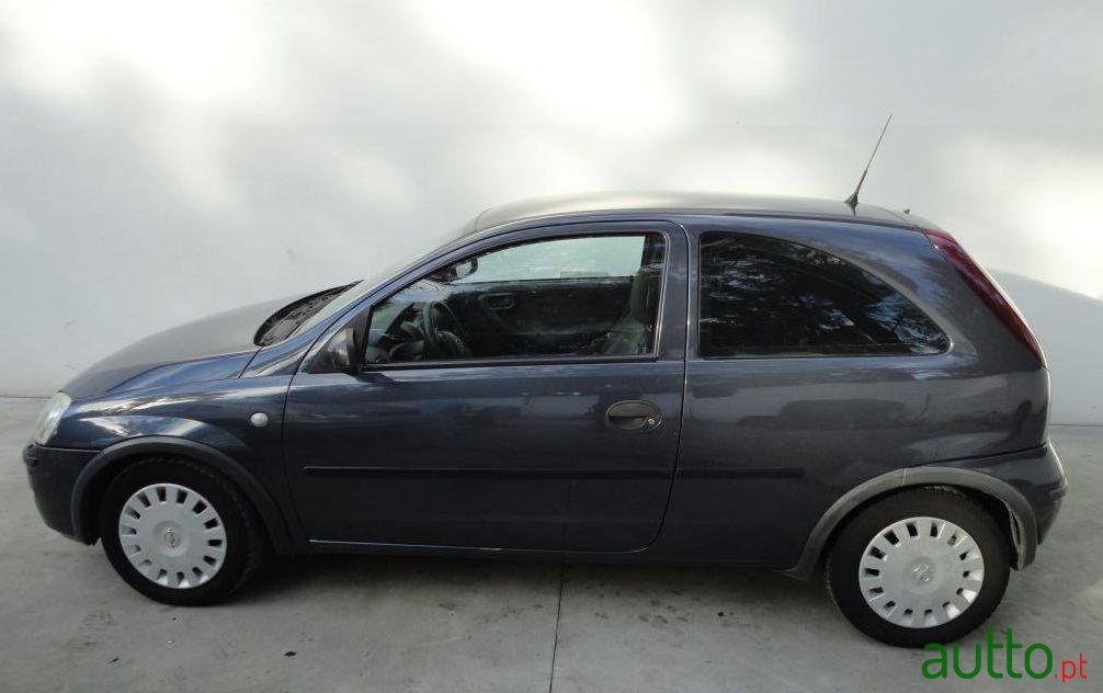 2006' Opel Corsa 1.3 CDTi Cosmo photo #4
