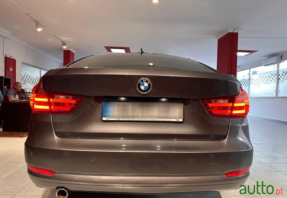 2014' BMW Série 3 D Line Luxury photo #5