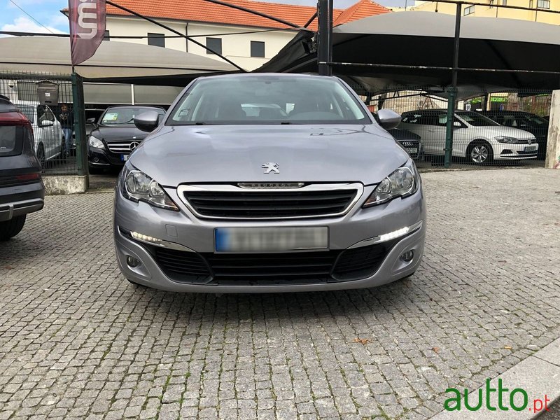 2015' Peugeot 308 Sw photo #2