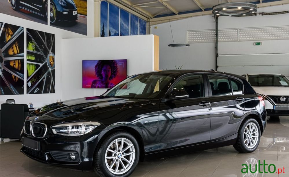 2017' BMW 116 D photo #1