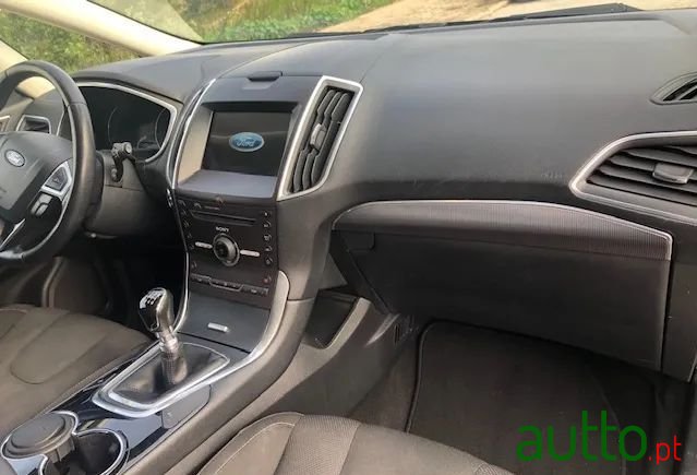 2016' Ford S-Max 2.0 Tdci Titanium photo #3