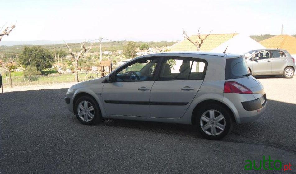 2003' Renault Megane 1.5 Dci C. Privilège photo #2