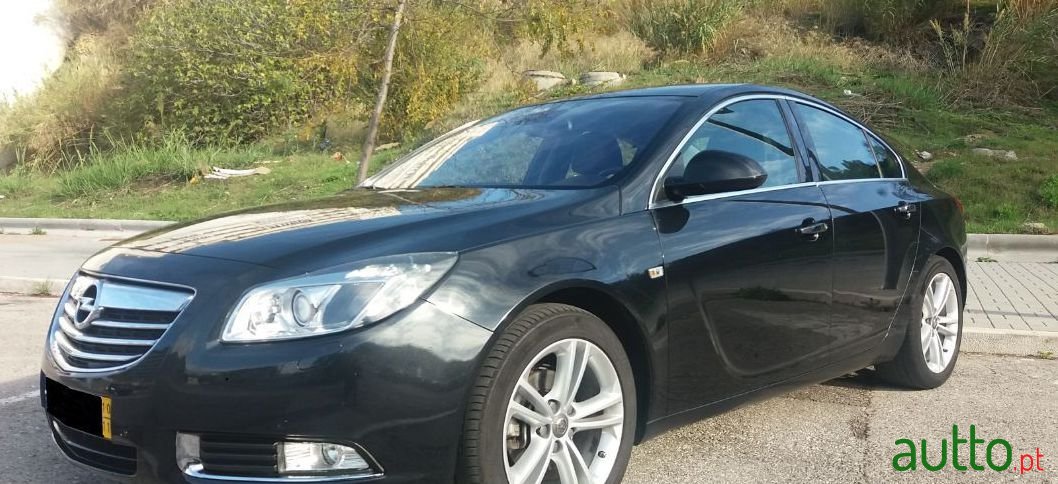 2010' Opel Insignia photo #5
