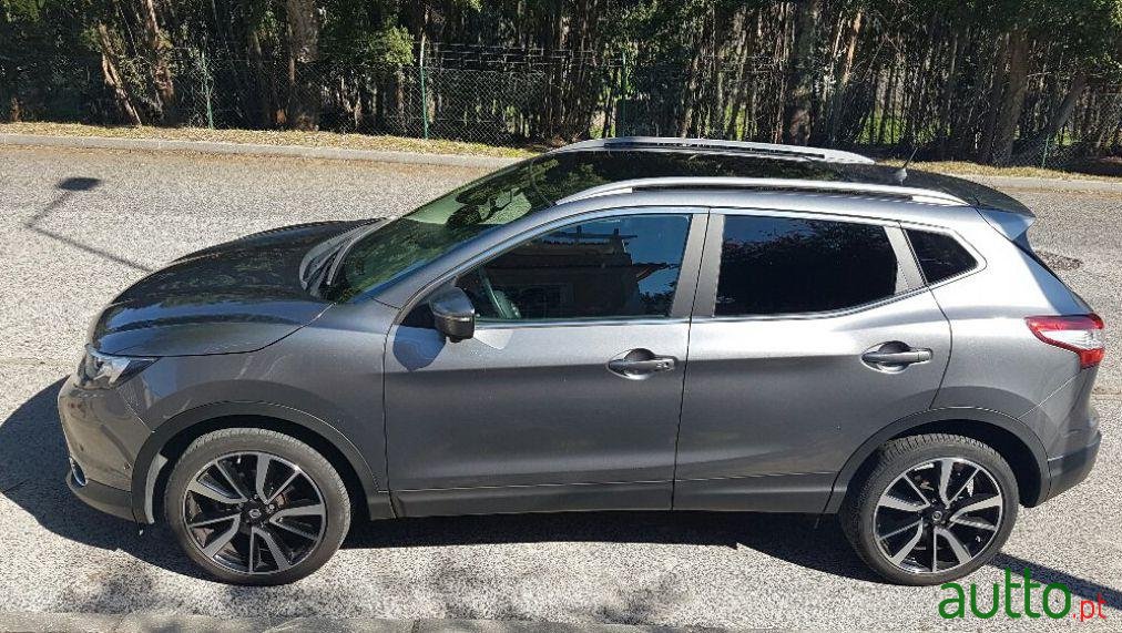 2014' Nissan Qashqai 1.6 dCi Tekna J19 photo #1