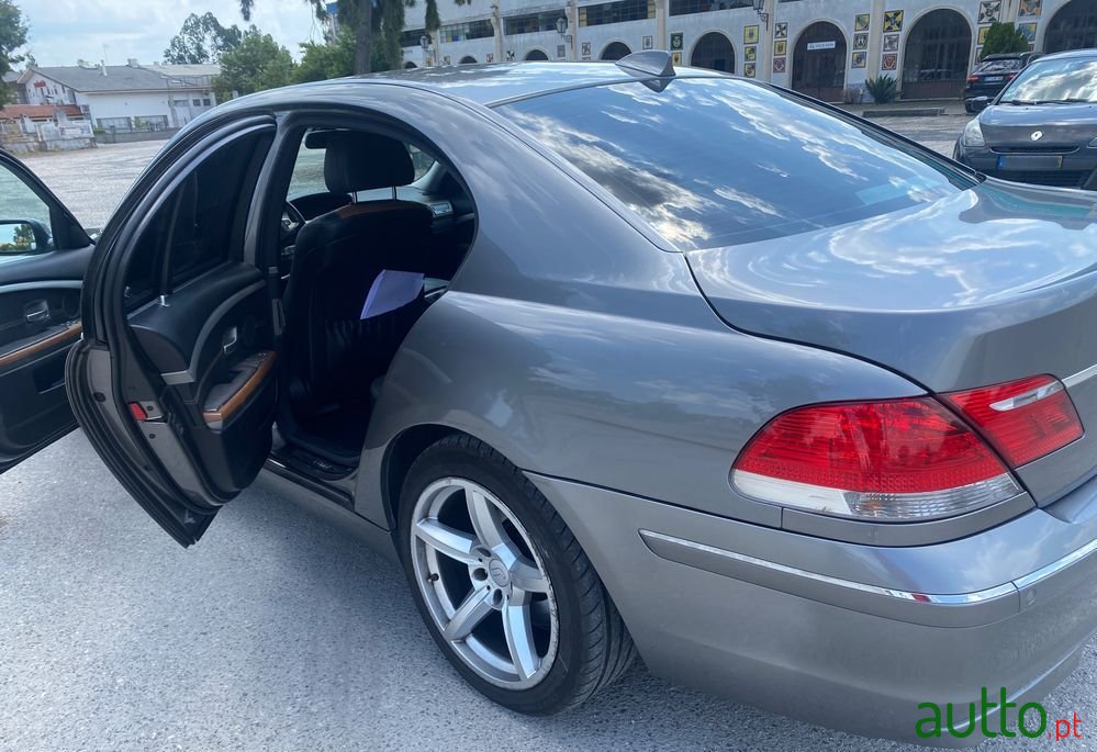 2005' BMW 740 I photo #5