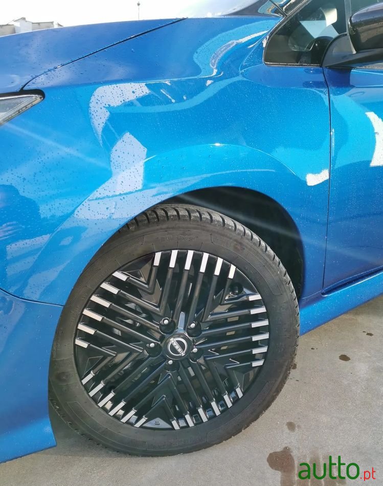 2023' Nissan Leaf N-Connecta photo #5