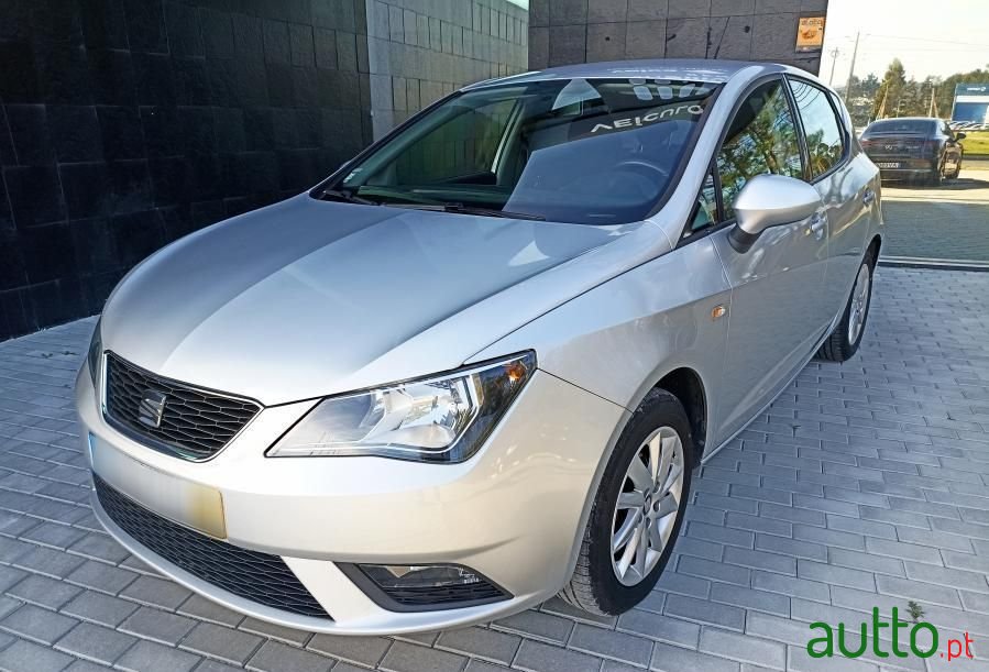 2015' SEAT Ibiza photo #3