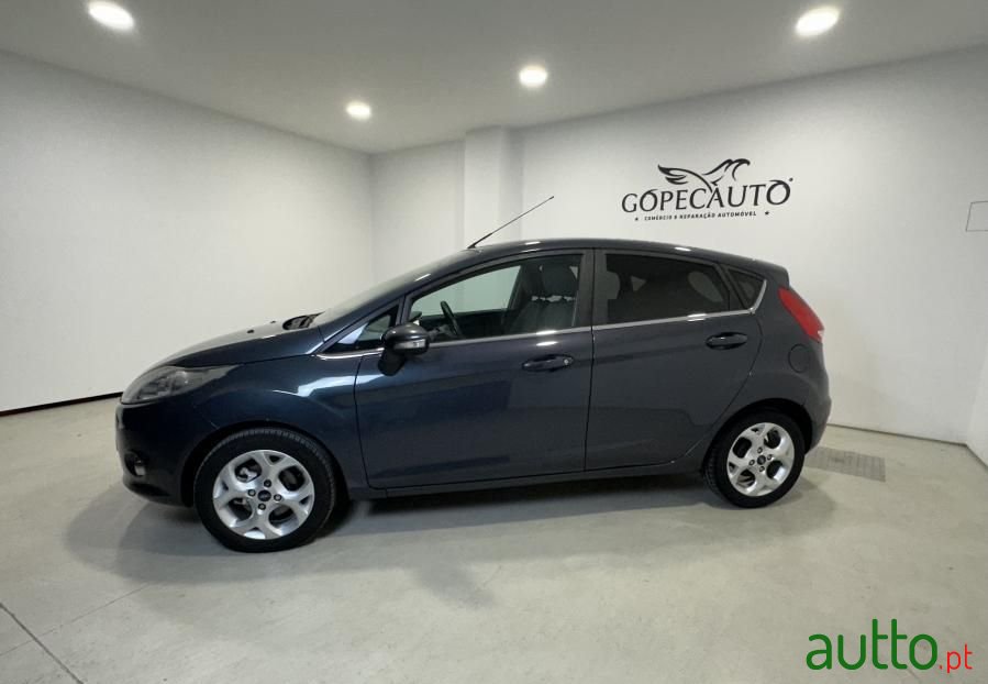 2011' Ford Fiesta 1.4 Tdci Titanium photo #3