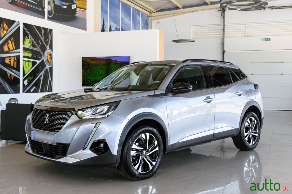 2022' Peugeot 2008 photo #1