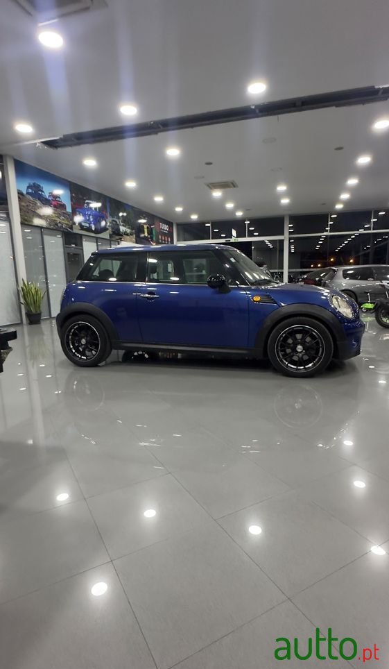 2008' MINI Coupé photo #5