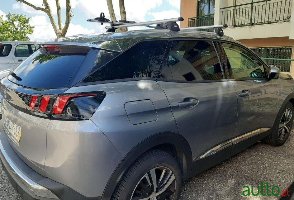 2017' Peugeot 3008 1600 Allure photo #3