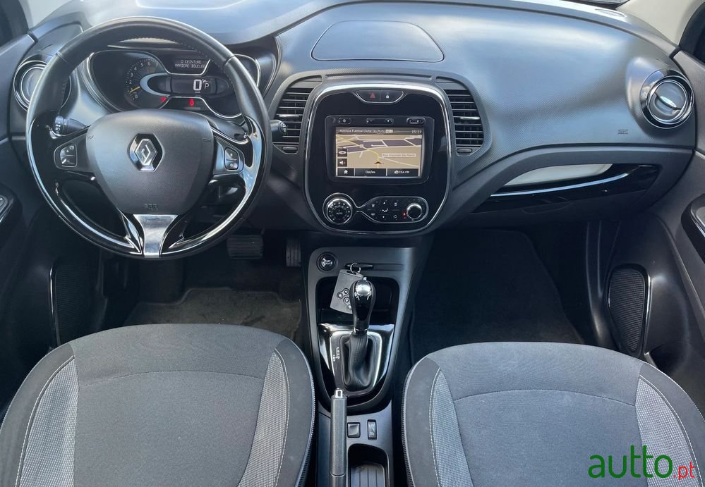 2014' Renault Captur photo #6