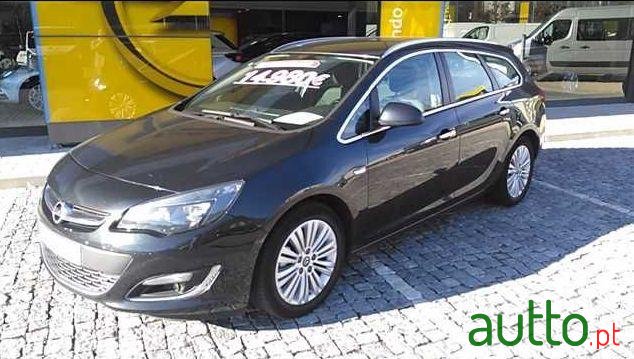 2013' Opel Astra St 1.7 Cdti Cosmo photo #1