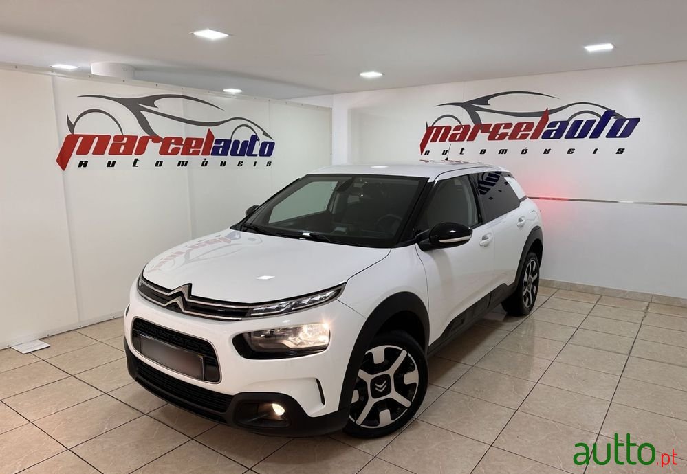2019' Citroen C4 Cactus photo #1