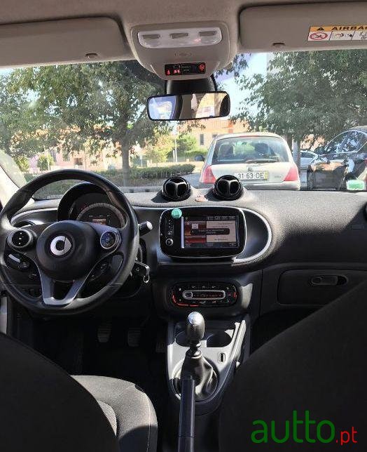 2016' Smart Forfour Passion photo #4