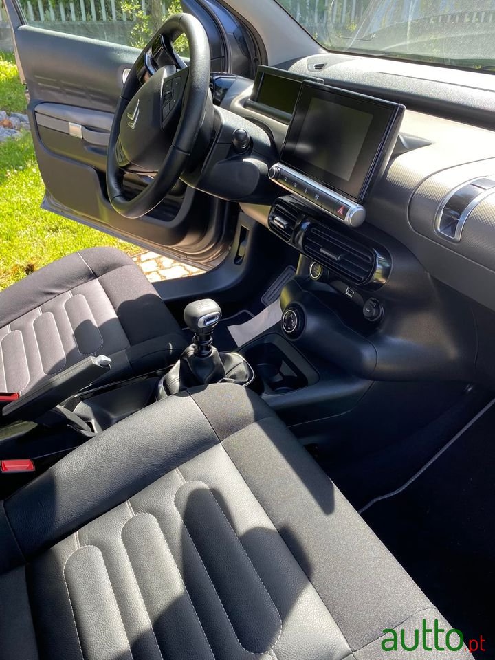 2019' Citroen C4 Cactus photo #4