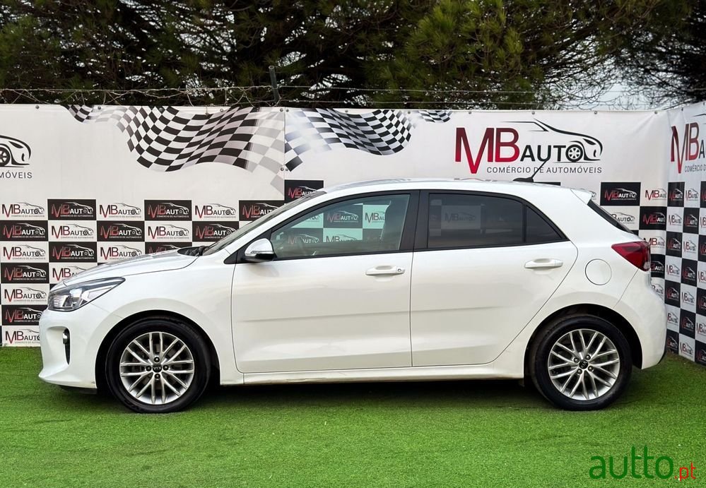 2017' Kia Rio 1.4 Crdi Tx Prime photo #2