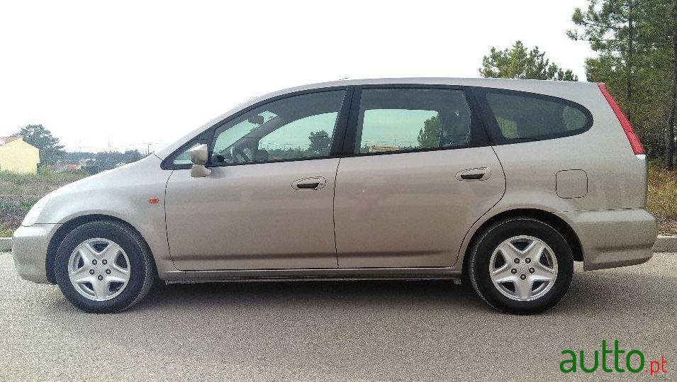 2001' Honda Stream 1.7I Es V-Tec photo #3