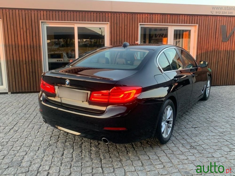 2017' BMW Série 5 D Auto photo #5