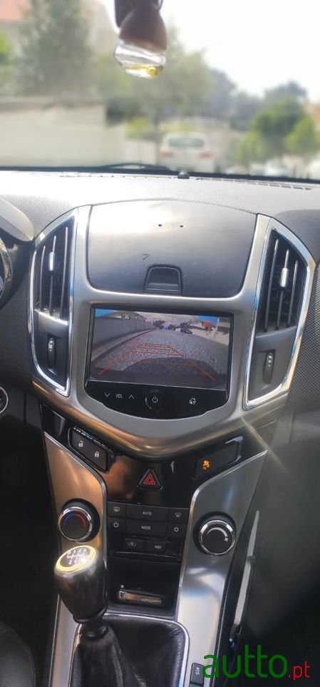 2012' Chevrolet Cruze Sw photo #6