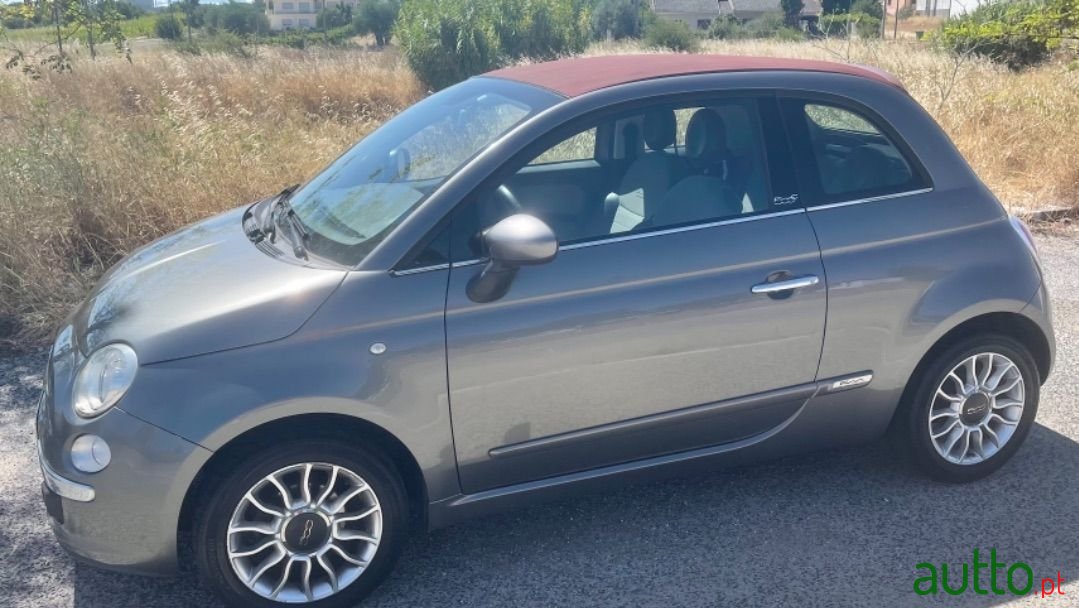 2010' Fiat 500C photo #3