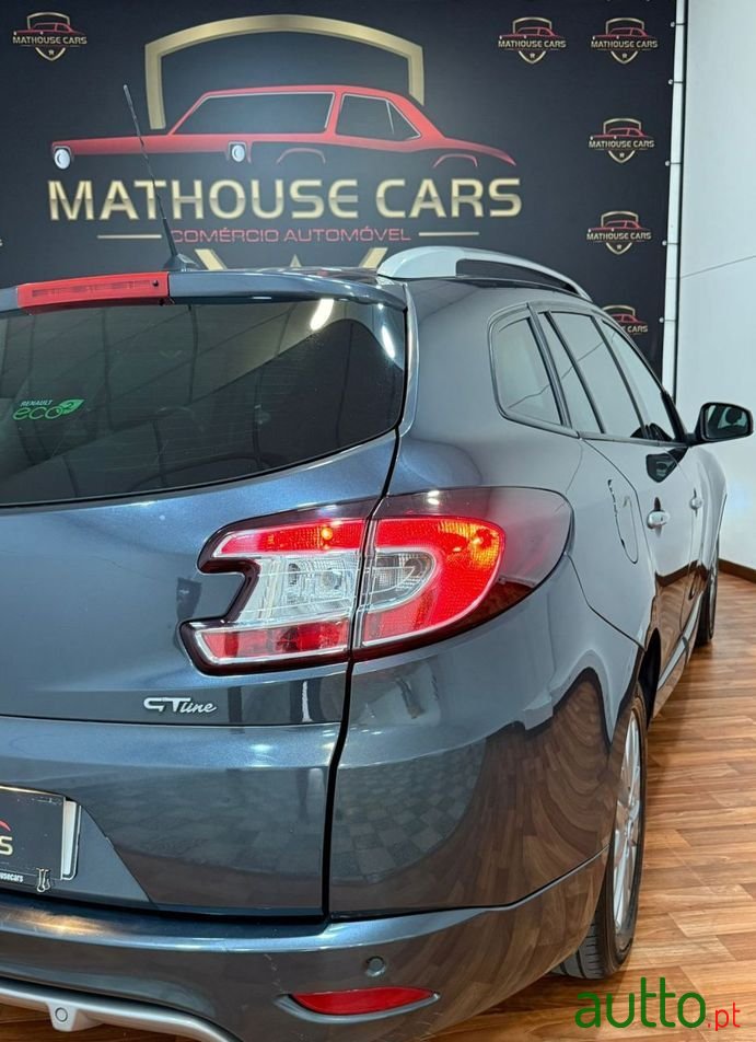 2014' Renault Mégane Sport Tourer photo #5