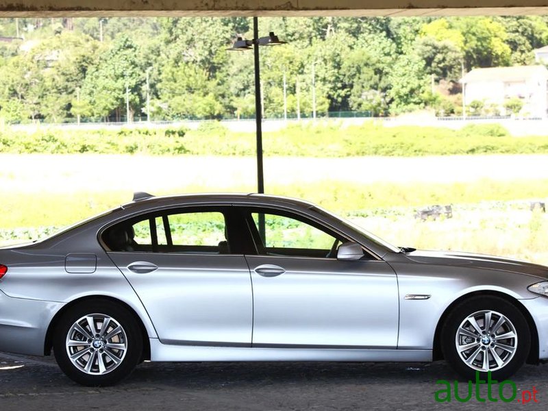 2013' BMW Série 5 D Line Luxury photo #5