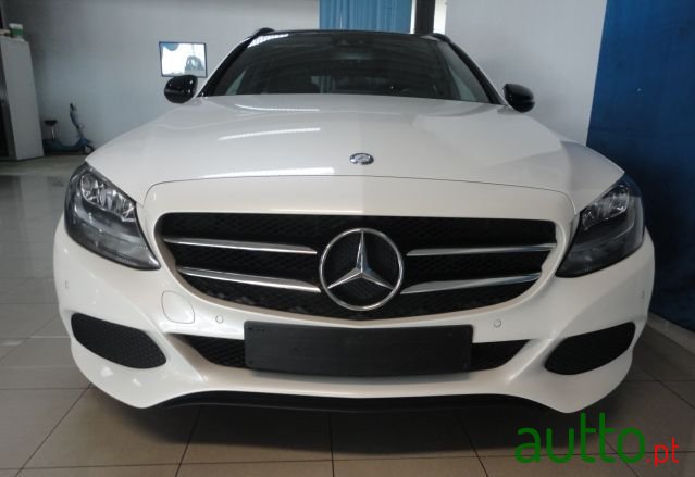 2016' Mercedes-Benz C-200 photo #4