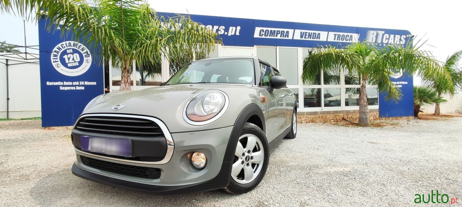 2017' MINI One photo #4