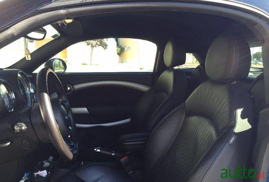 2002' MINI Coupe Cooper S photo #1