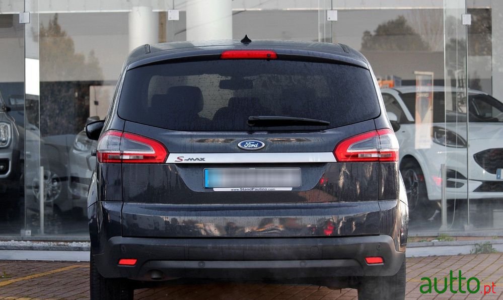 2013' Ford S-Max photo #6