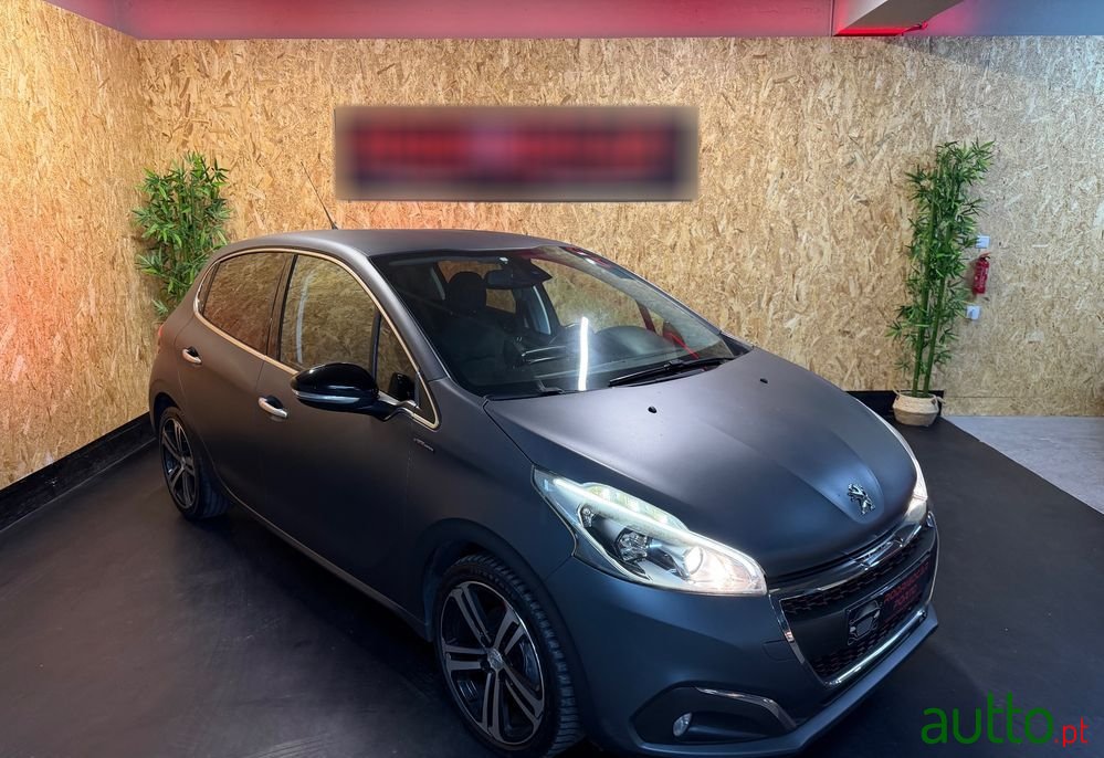 2016' Peugeot 208 photo #1