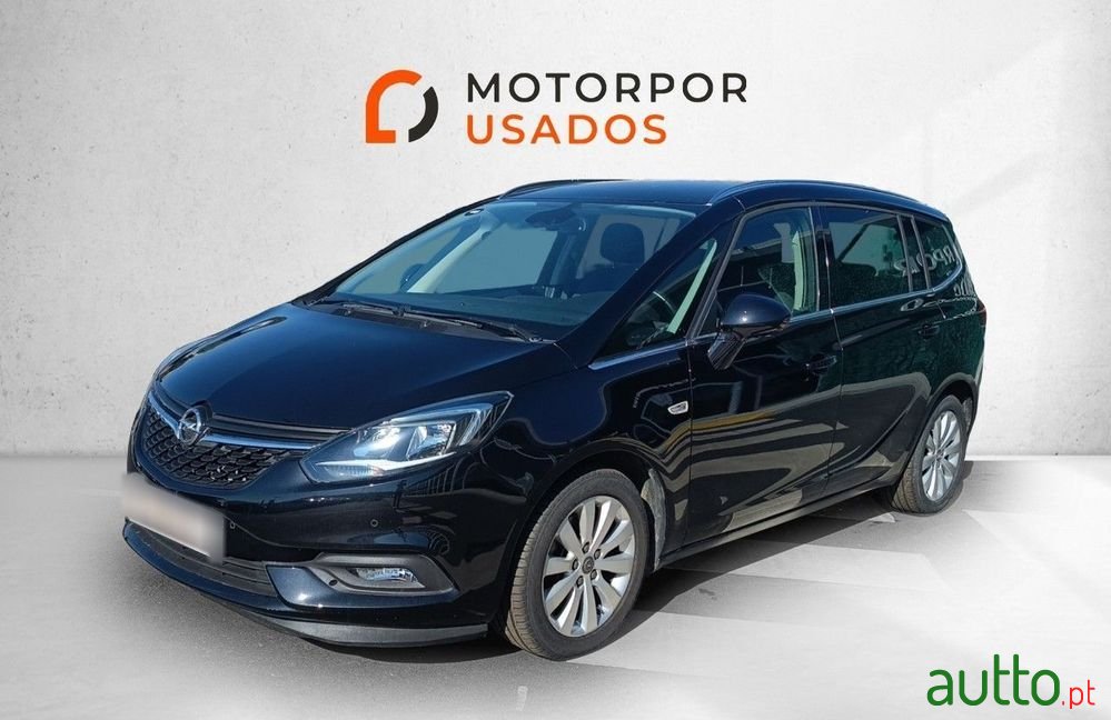 2017' Opel Zafira photo #1