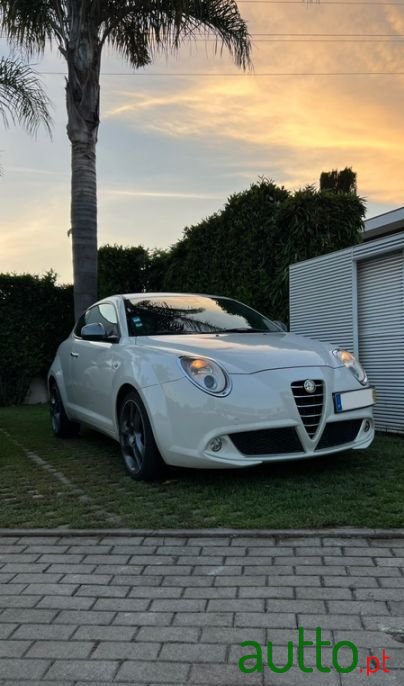 2009' Alfa Romeo MiTo photo #1