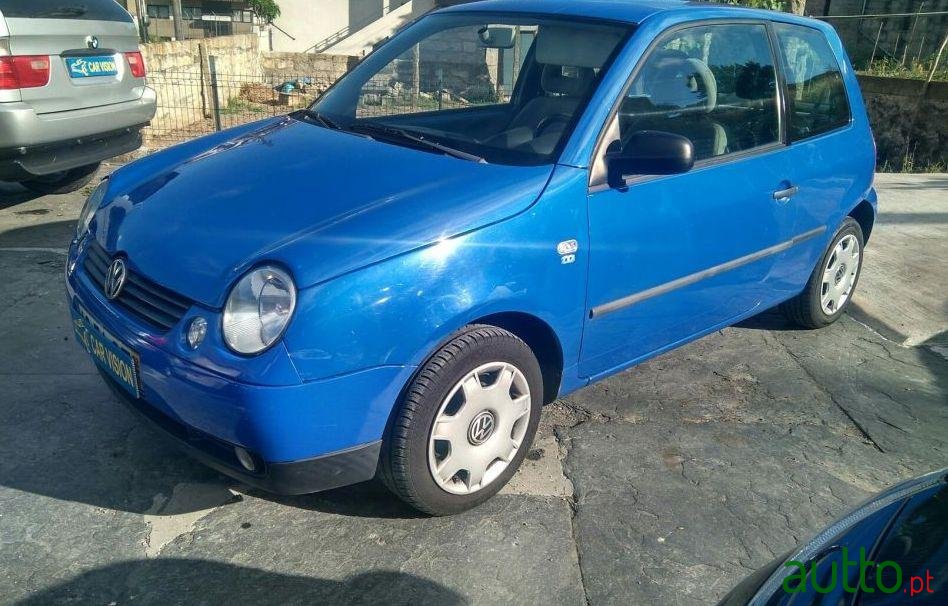 2002' Volkswagen Multivan photo #1