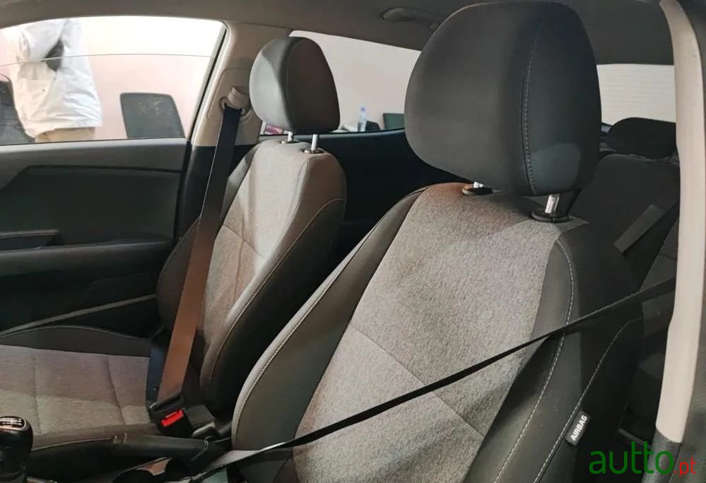 2022' Kia Stonic 1.0 T-Gdi Wave photo #3