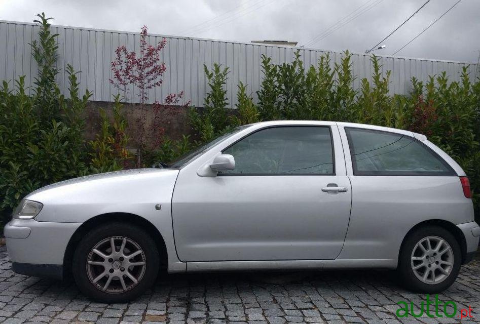 2000' SEAT Ibiza Ibiza photo #1