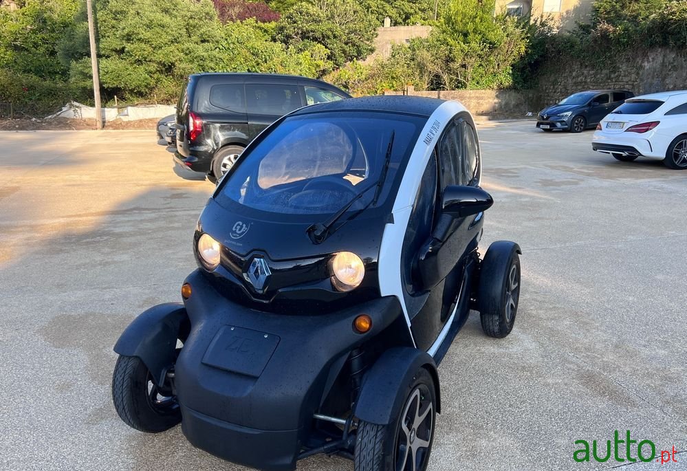 2017' Renault Twizy 80 Intens Black Flex photo #1