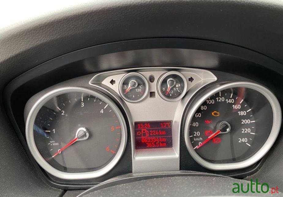 2010' Ford Focus photo #1