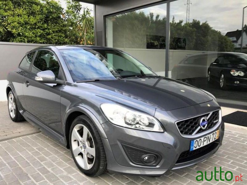 2011' Volvo C30 1.6 D R-Design photo #1