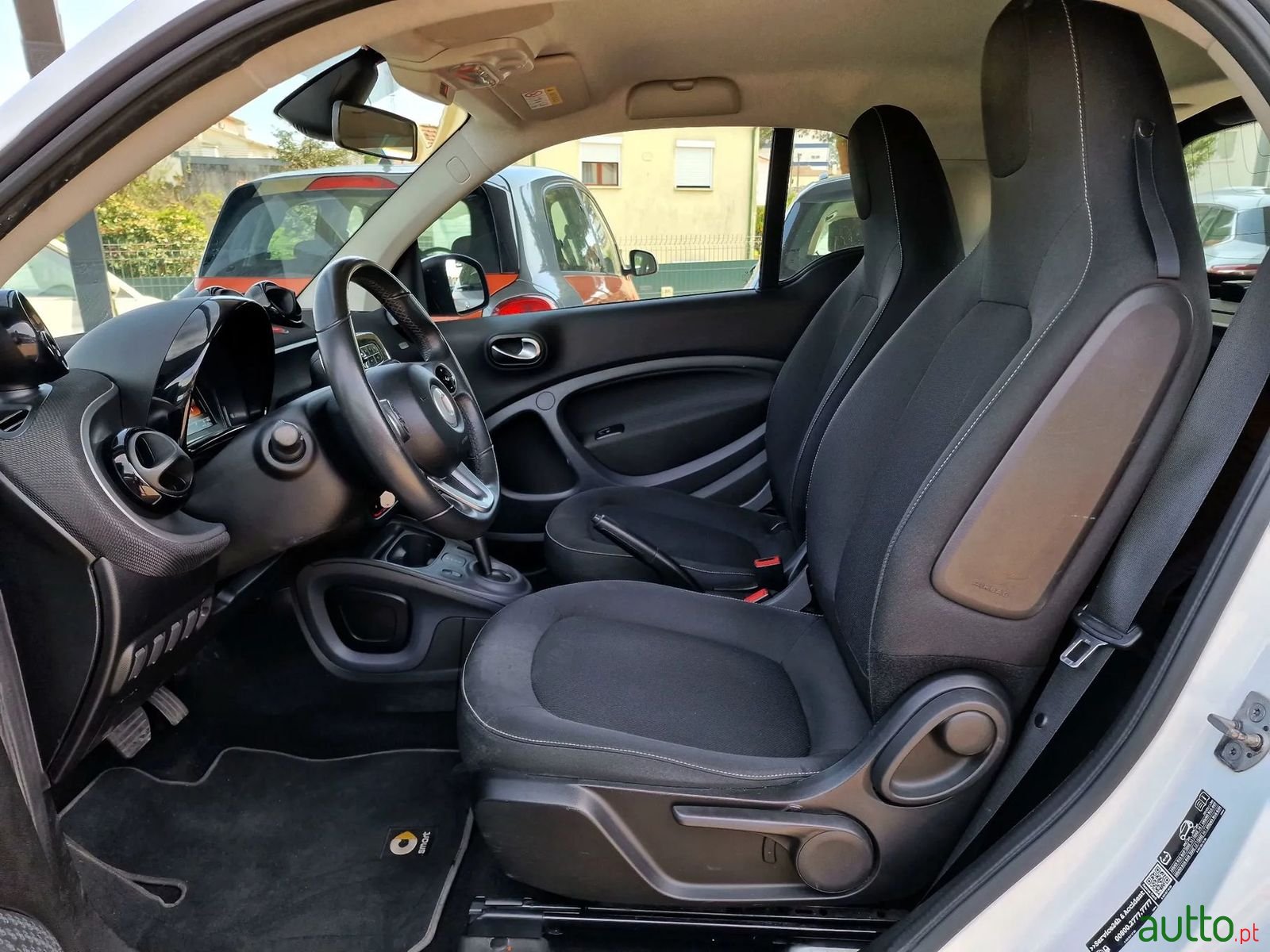 2018' Smart Fortwo photo #5