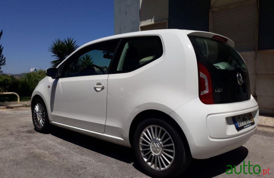 2012' Volkswagen Up photo #3